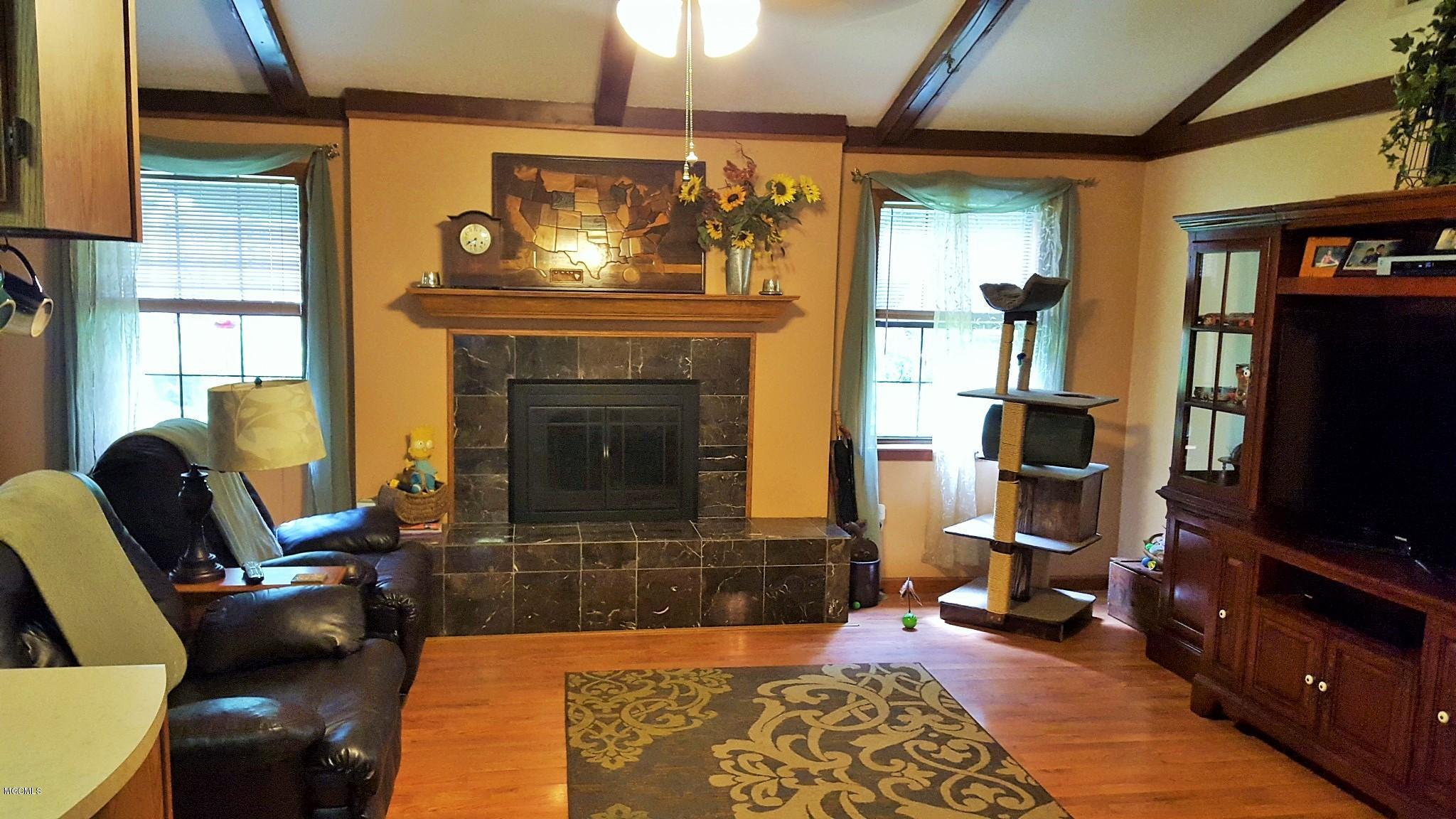 5249 Rue St Denis Gautier, MS 39553 - Photo 4 of 22 4