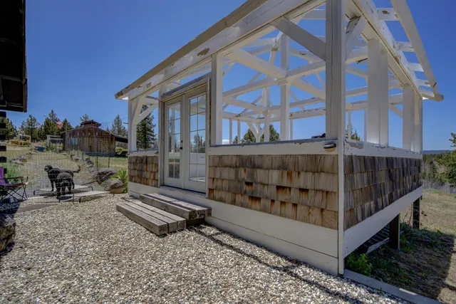 a view of a brick building with many windows