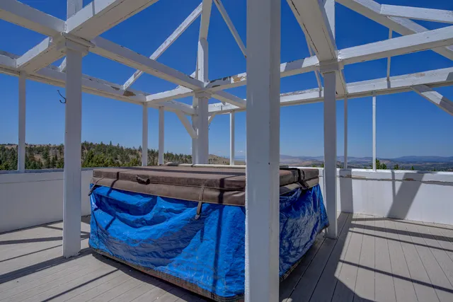 a view of storage and utility