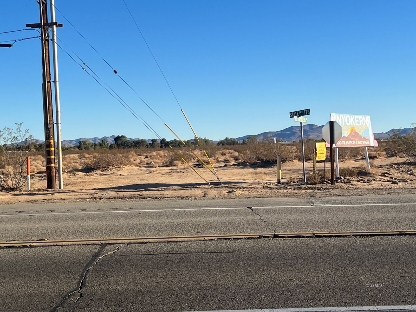 178 84-060-23 Road Inyokern, CA 93527 - Photo 3 of 10