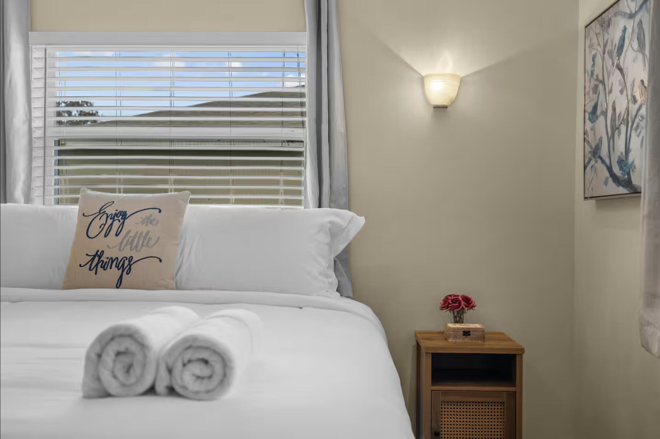 991 Southeast Walters Terrace Port St. Lucie, FL 34983 - Photo 13 of 19 a utility room with a couch