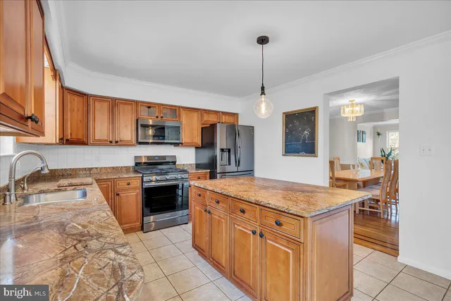 $875,000 | 126 Deerfield Avenue, Marlton, NJ 08053