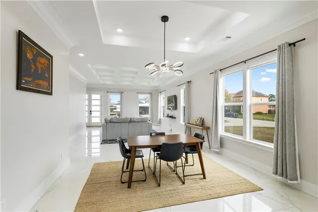 $549,900 | 9 Monplasier Place, New Orleans, LA 70114