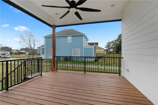 $549,900 | 9 Monplasier Place, New Orleans, LA 70114