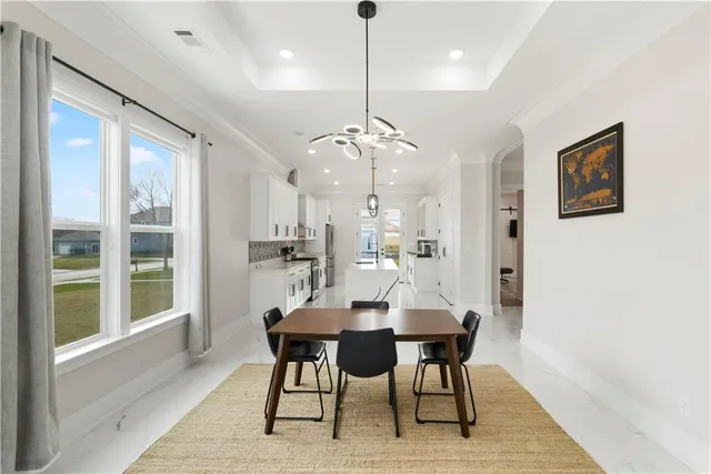 $549,900 | 9 Monplasier Place, New Orleans, LA 70114