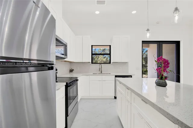 $1,800 | 68 Organ Street, Unit 68, Punta Gorda, FL 33982