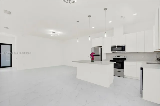 $1,800 | 68 Organ Street, Unit 68, Punta Gorda, FL 33982