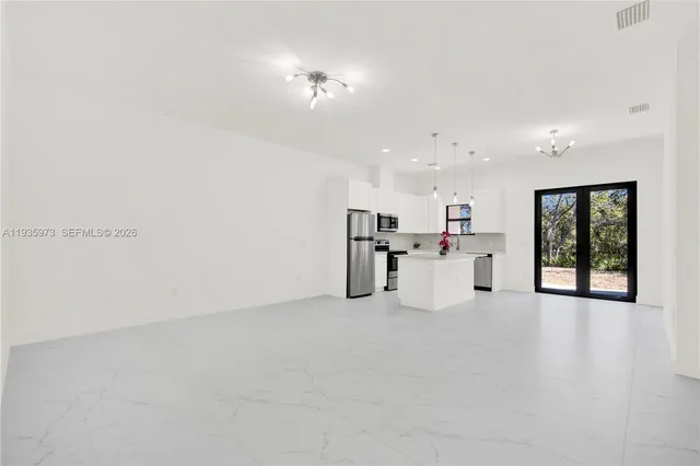 $1,800 | 68 Organ Street, Unit 68, Punta Gorda, FL 33982