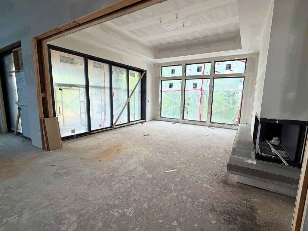 13721 Guilford Road Leawood, KS 66224 - Photo 10 of 52