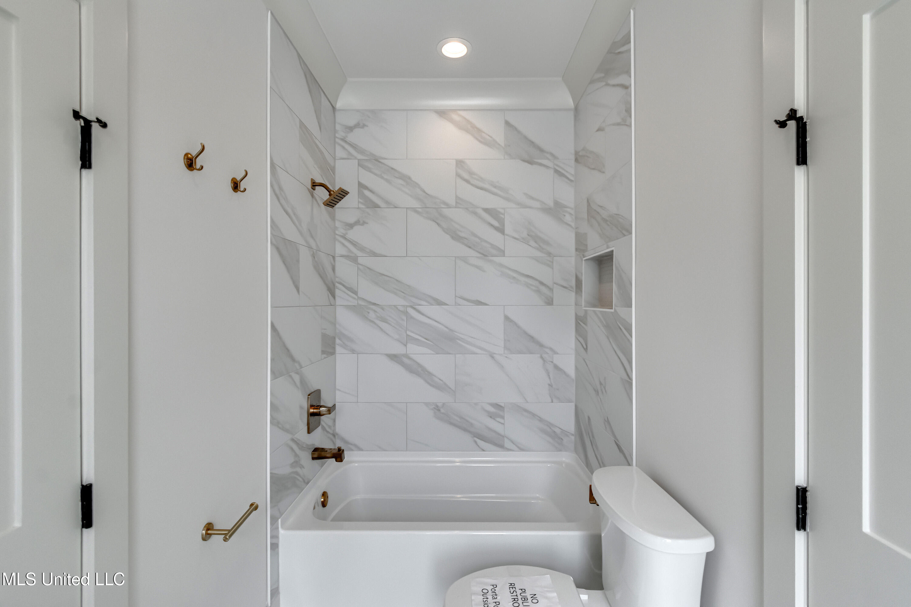 425 Whittington Circle Madison, MS 39110 - Photo 27 of 33 425 Whittington Cir-70