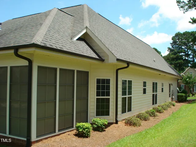 $452,500 | 117 Crescent Drive, Dunn, NC 28334