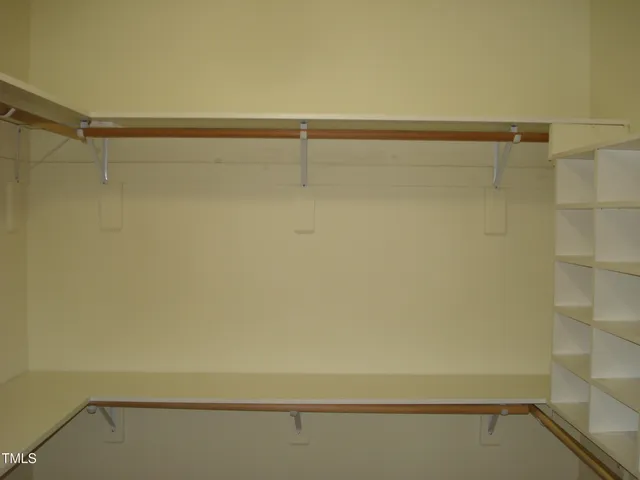 $452,500 | 117 Crescent Drive, Dunn, NC 28334