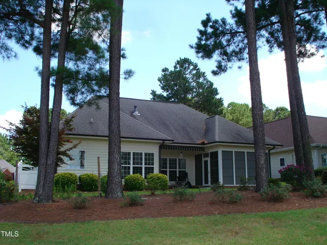 $452,500 | 117 Crescent Drive, Dunn, NC 28334