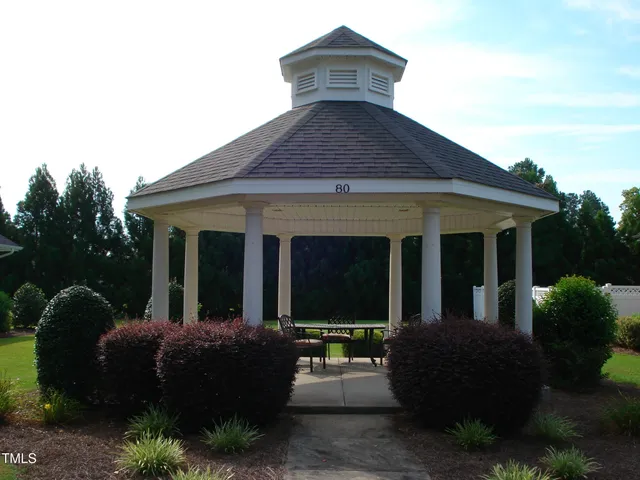 $452,500 | 117 Crescent Drive, Dunn, NC 28334