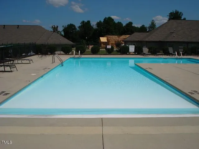 $452,500 | 117 Crescent Drive, Dunn, NC 28334