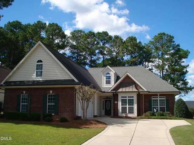 $452,500 | 117 Crescent Drive, Dunn, NC 28334