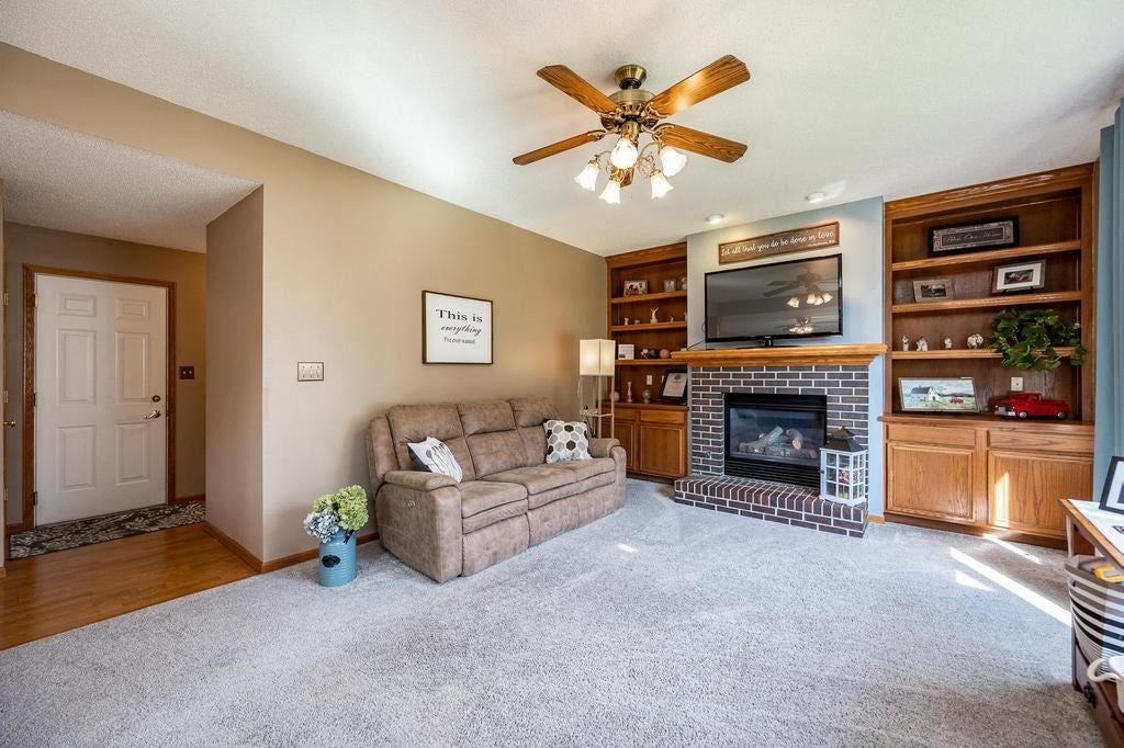7224 Summerland Ridge Road Northeast Cedar Rapids, IA 52402 - Photo 17 of 48 Gallery Image 17