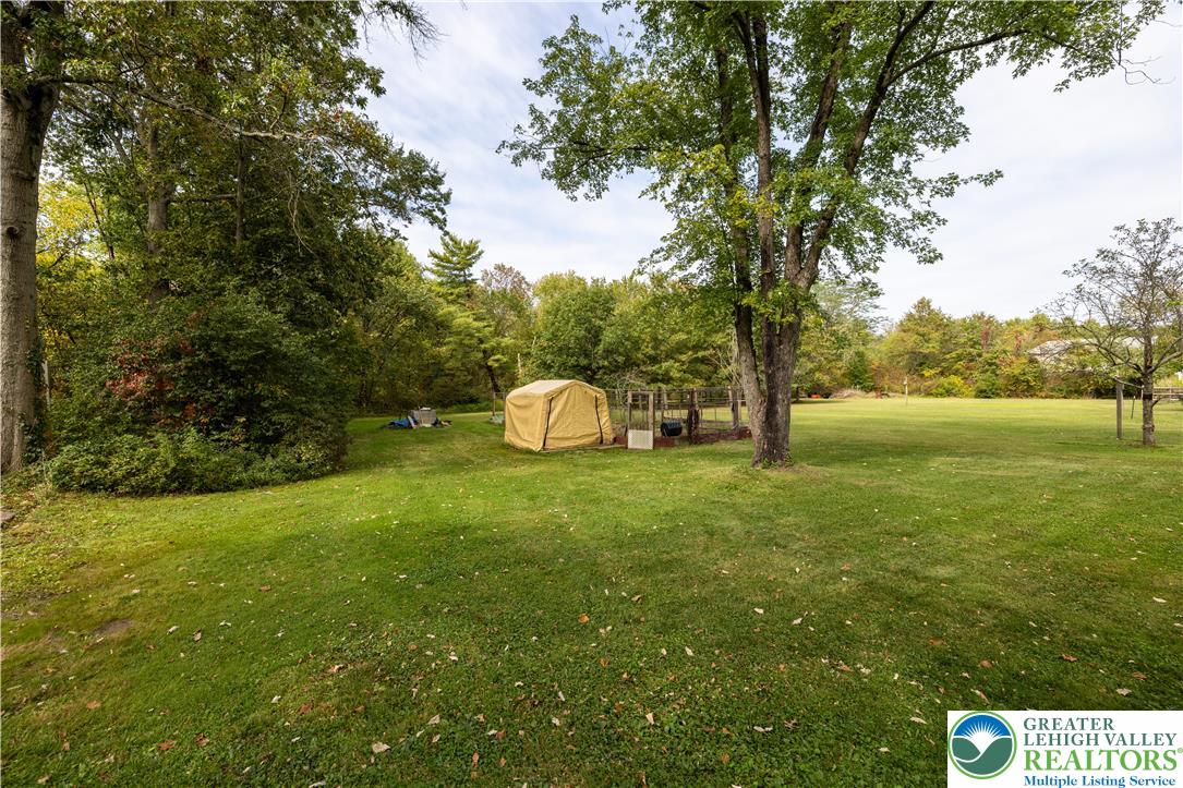 2054 Portzer Road Quakertown, PA 18951 - Photo 38 of 45 Backyard & Garden