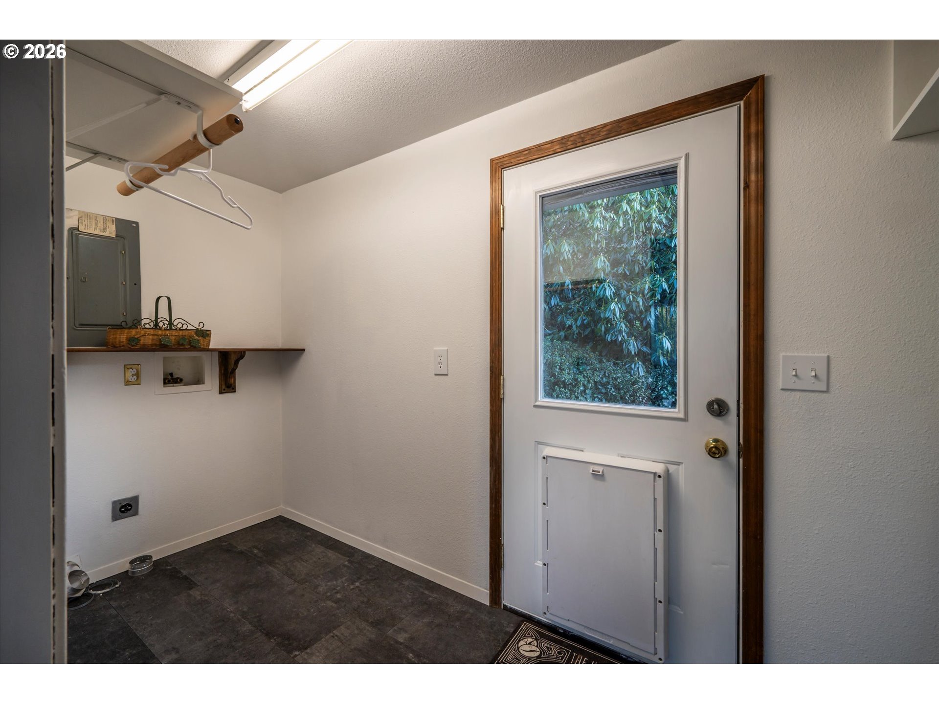 1376 D Street Coos Bay, OR 97420 - Photo 18 of 44 a view of an empty room with a window