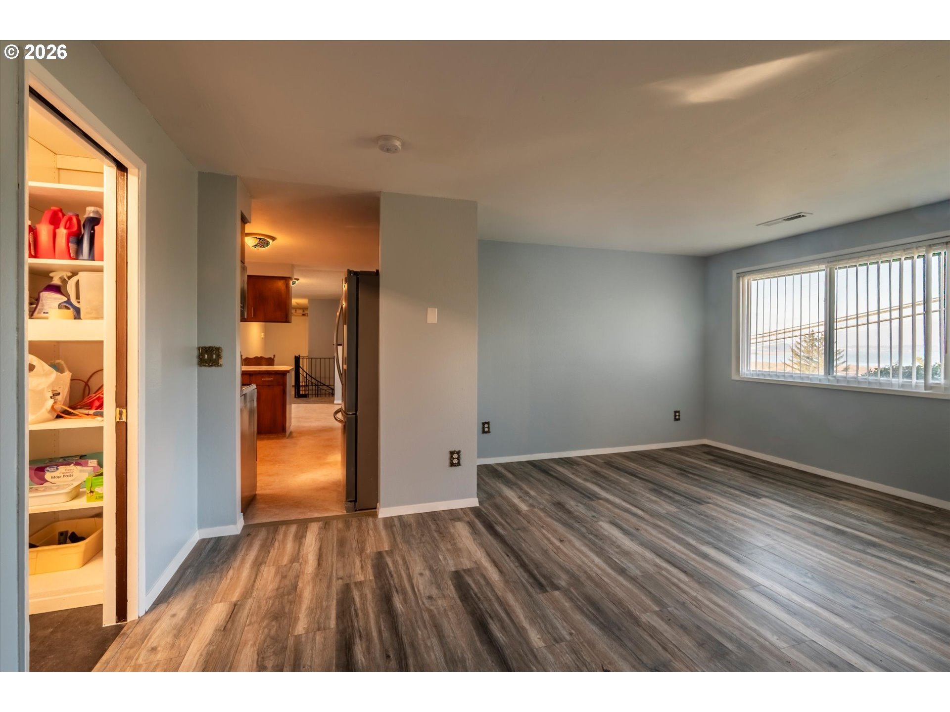1376 D Street Coos Bay, OR 97420 - Photo 29 of 44 a view of an empty room and window