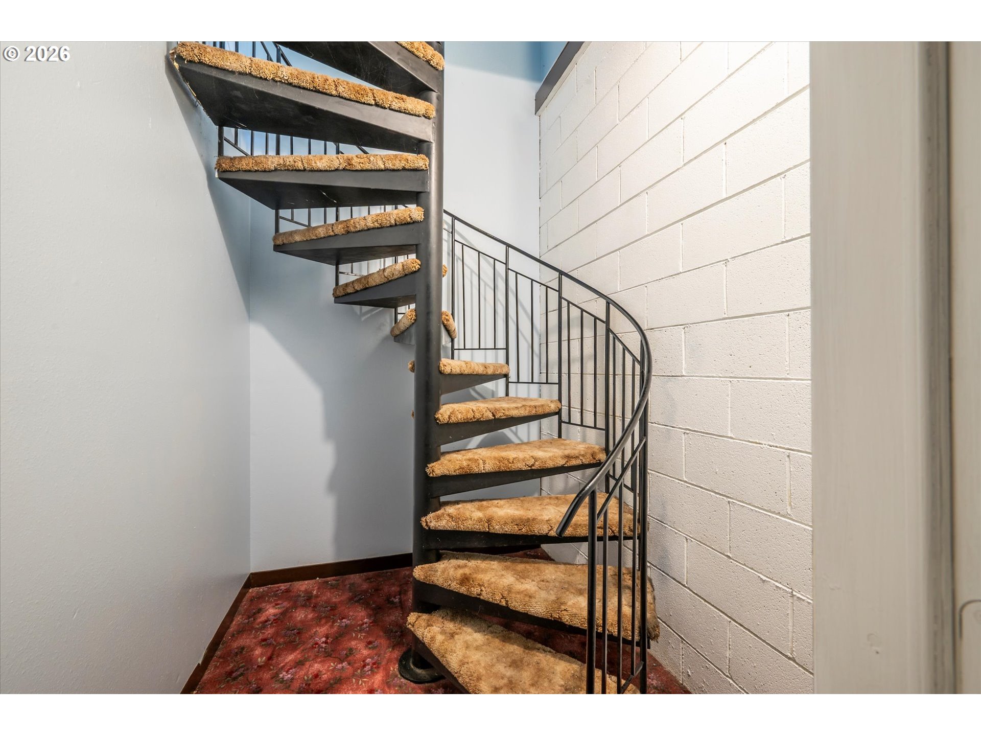 1376 D Street Coos Bay, OR 97420 - Photo 32 of 44 a view of entryway with wooden floor