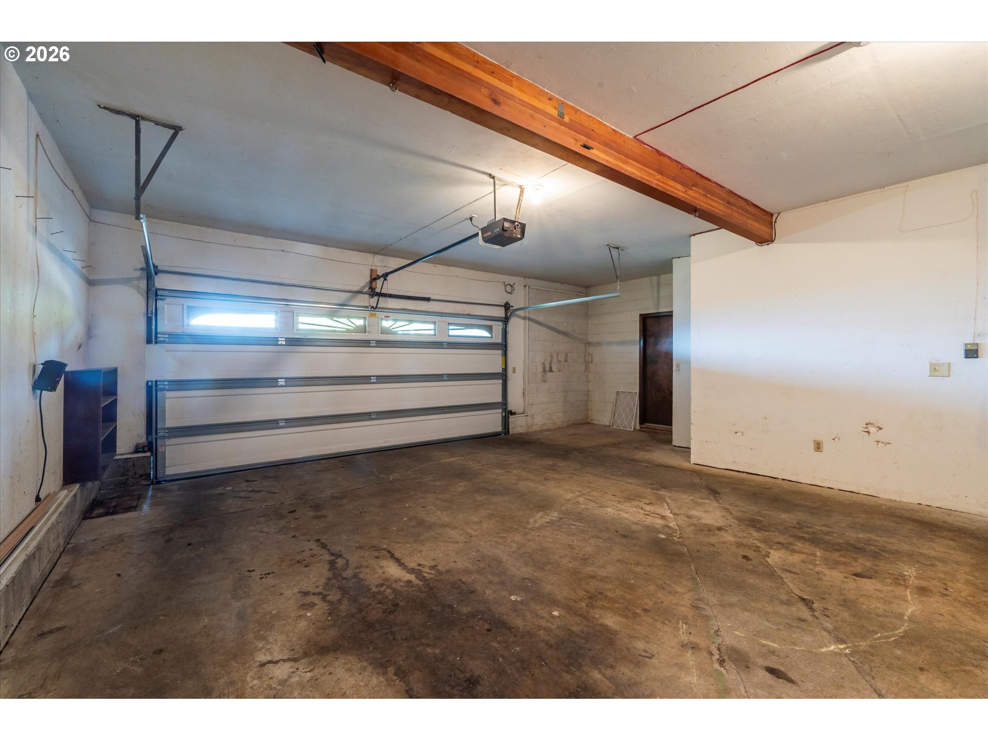 1376 D Street Coos Bay, OR 97420 - Photo 33 of 46 a view of room that has a large window