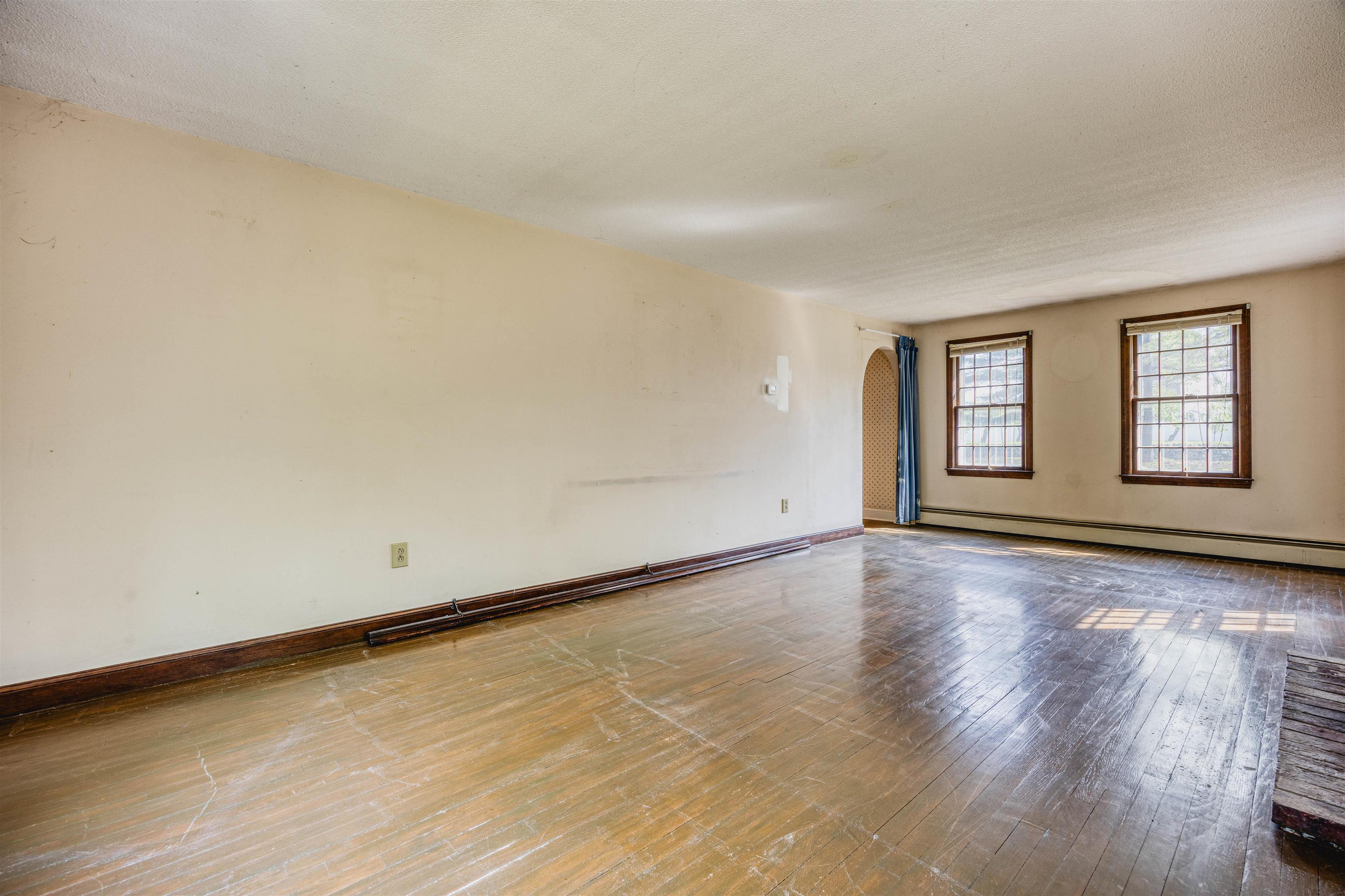 95 Gilcreast Road Londonderry, NH 03053 - Photo 12 of 42