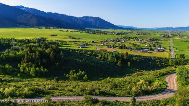 $420,000 | 10-acres Stewart Trl Road, Alpine, WY 83128