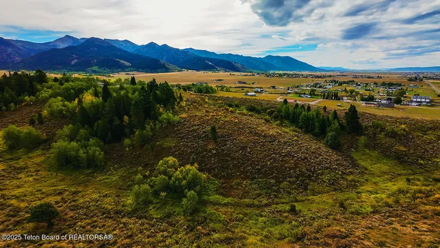 $420,000 | 10-acres Stewart Trl Road, Alpine, WY 83128