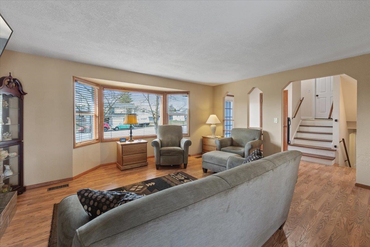 4712 North Lillian Road Spokane Valley, WA 99216 - Photo 5 of 23 Gallery Image 5