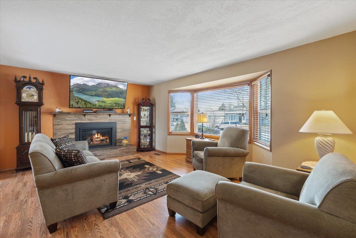 4712 North Lillian Road Spokane Valley, WA 99216 - Photo 6 of 23 Gallery Image 6