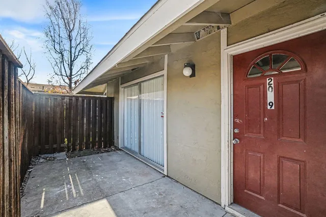 $2,275 | 2009 Olivera Road, Unit D, Concord, CA 94520