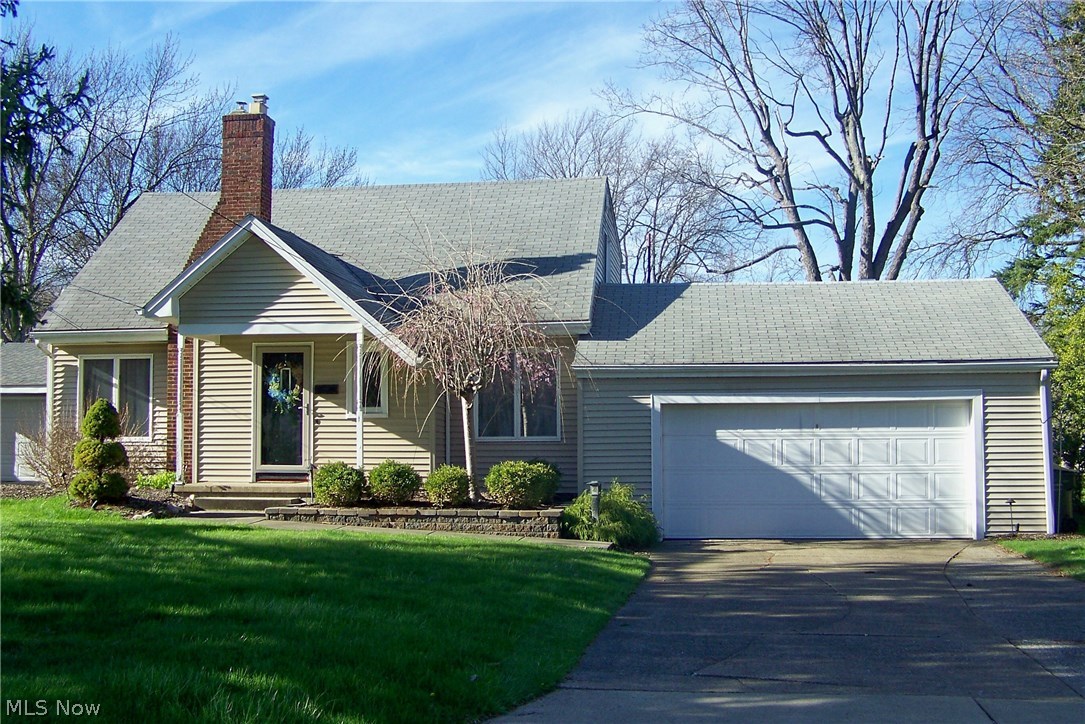 416 Ewing Road Youngstown, OH 44512 - Photo 1 of 34 FRONT OF HOME