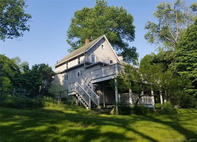 a house view with a outdoor space