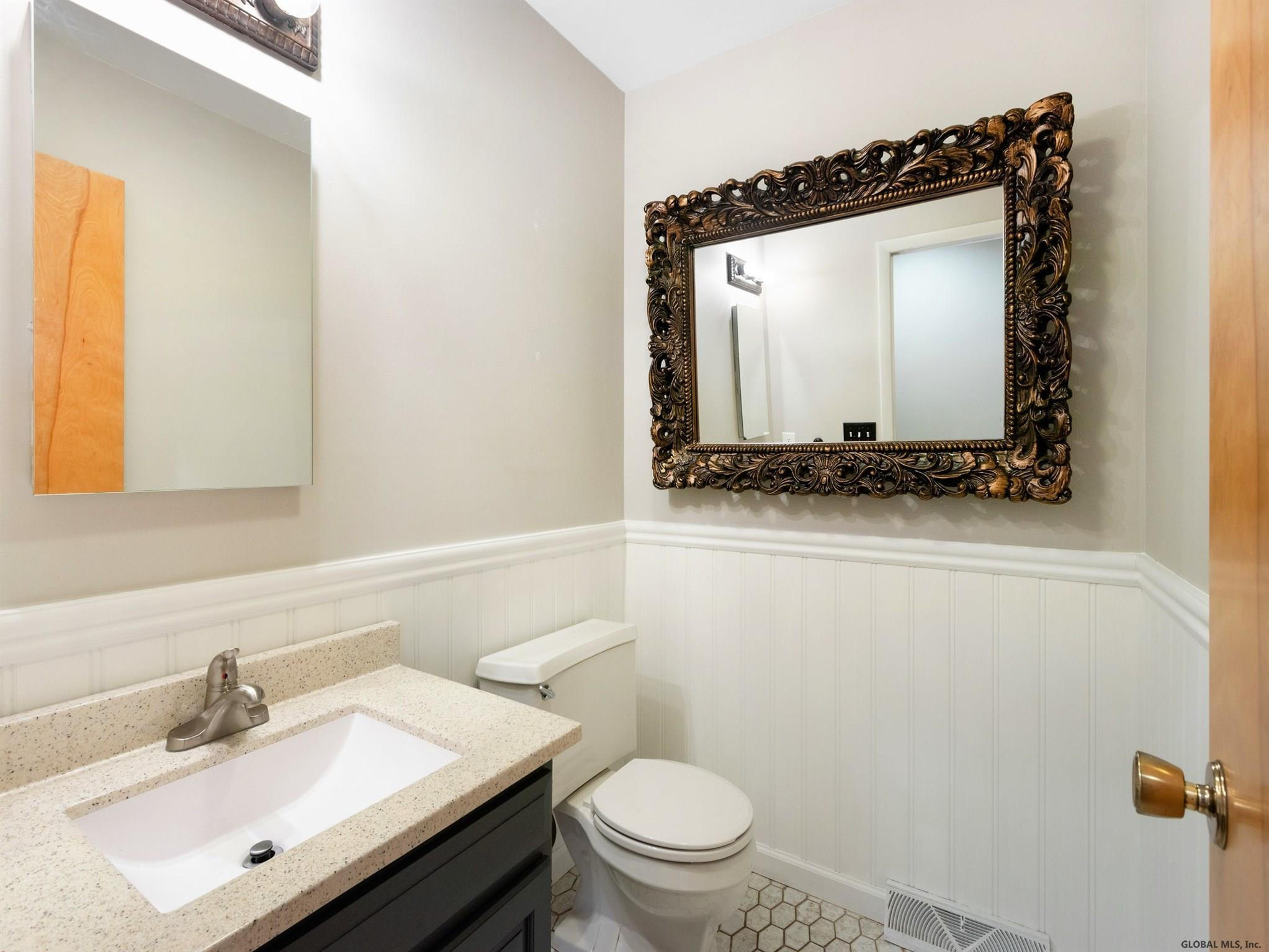 2242 Pine Ridge Road Niskayuna, NY 12309 - Photo 27 of 35 Photo 30