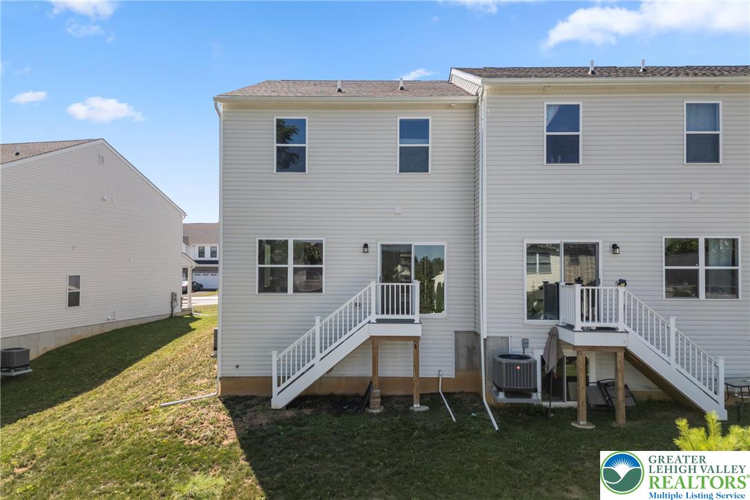 11 Timber Trail Easton, PA 18045 - Photo 3 of 31