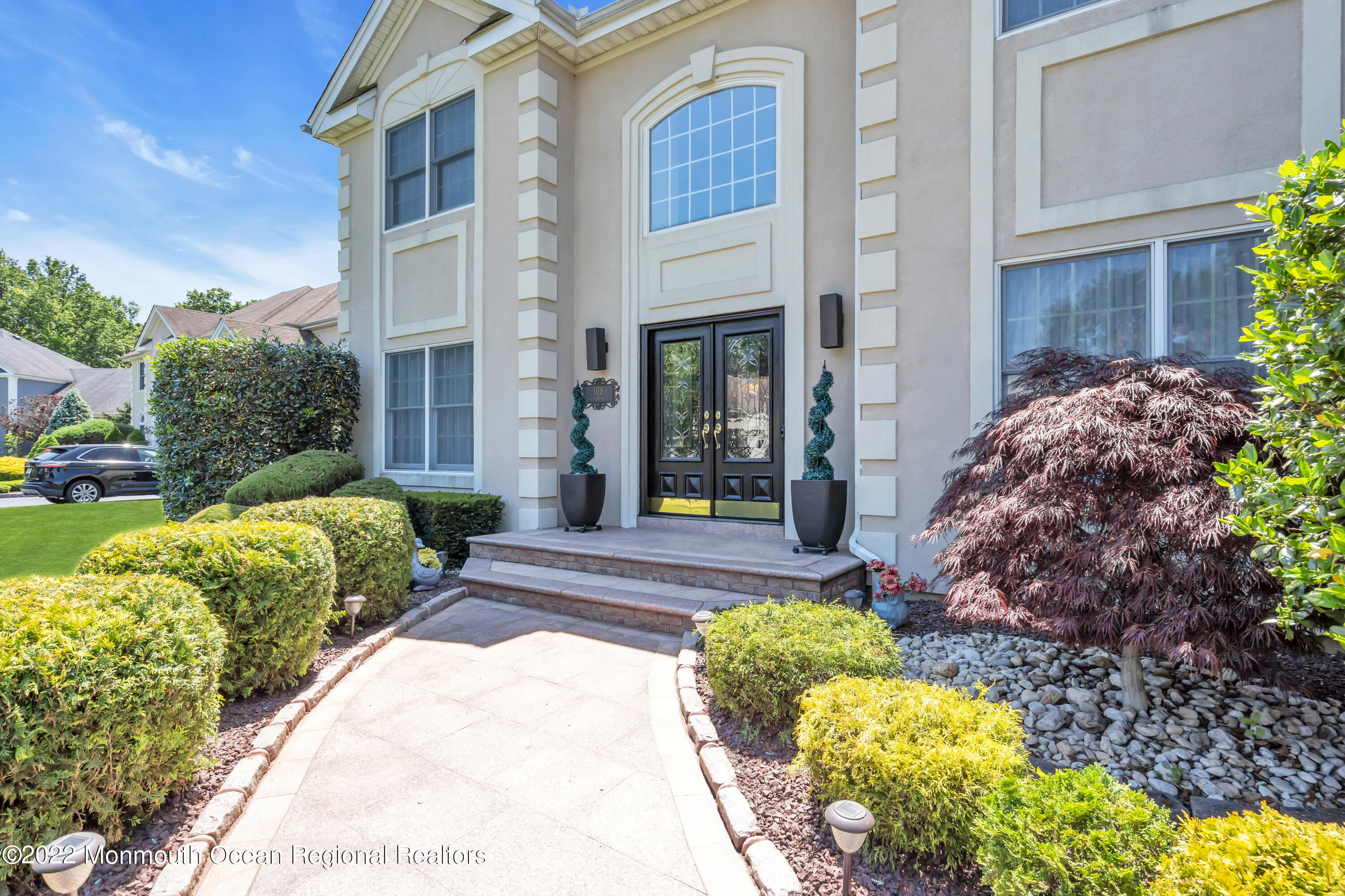 108 Autumn Road Matawan, NJ 07747 - Photo 5 of 77 .