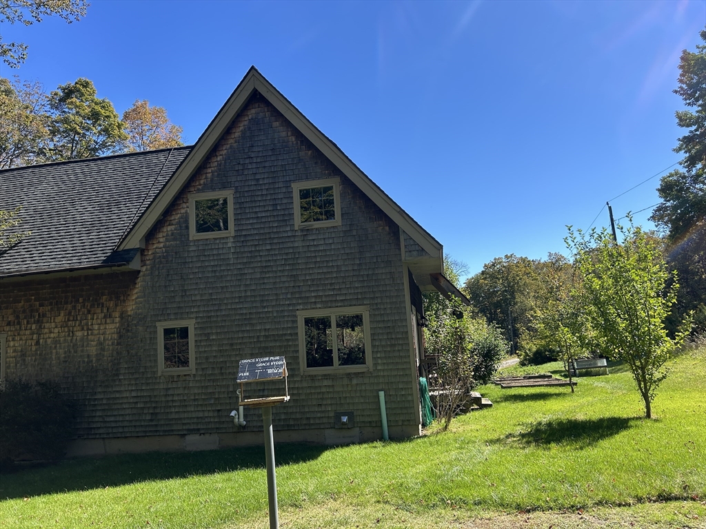 380 Frost Road Washington, MA 01223 - Photo 37 of 41