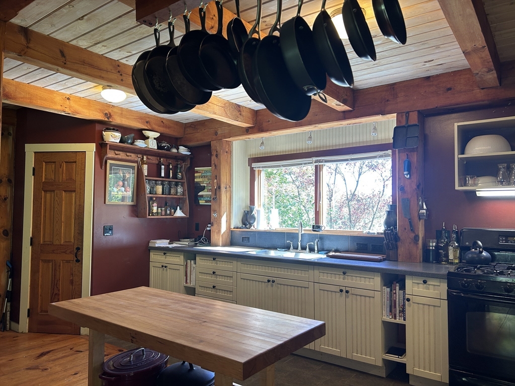 380 Frost Road Washington, MA 01223 - Photo 9 of 41