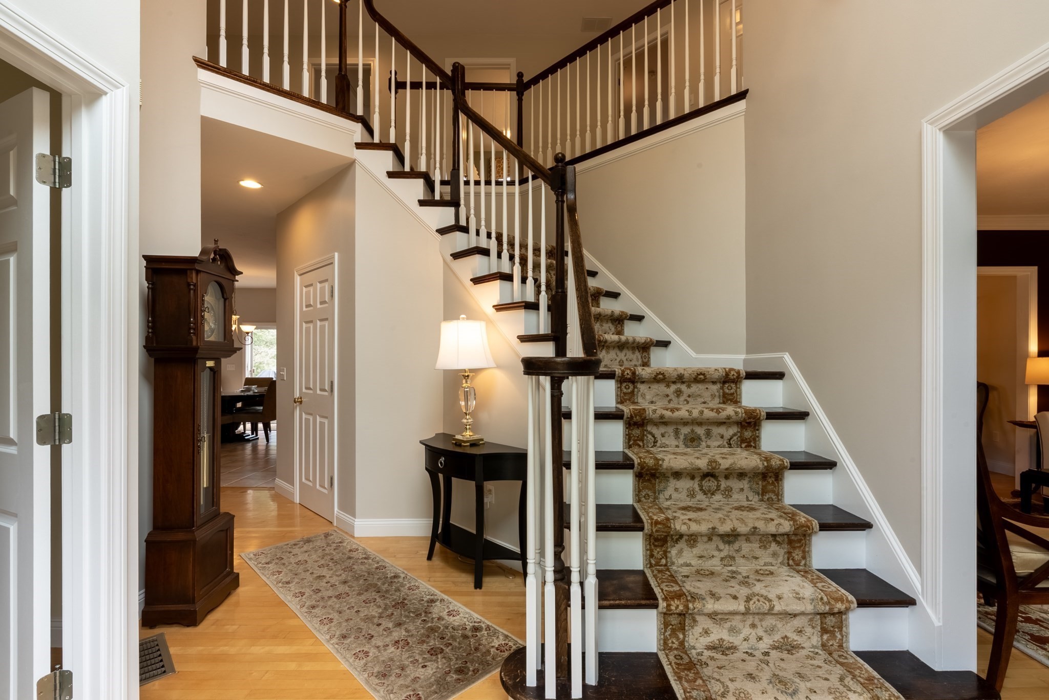 16 Ridgeview Lane Mansfield, MA 02048 - Photo 4 of 42 Gallery Image 4