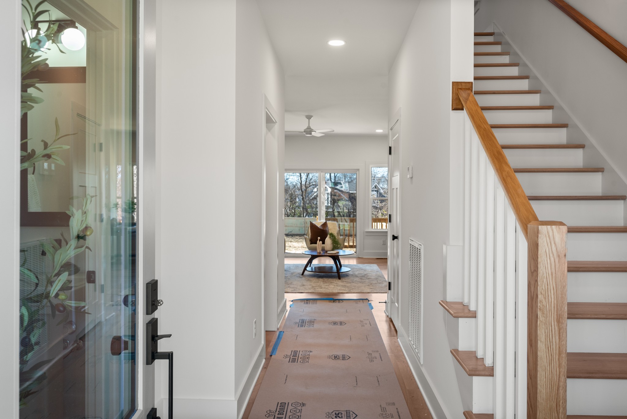 142 Lanier Drive Madison, TN 37115 - Photo 22 of 23 a very nice looking room with a large window and entryway
