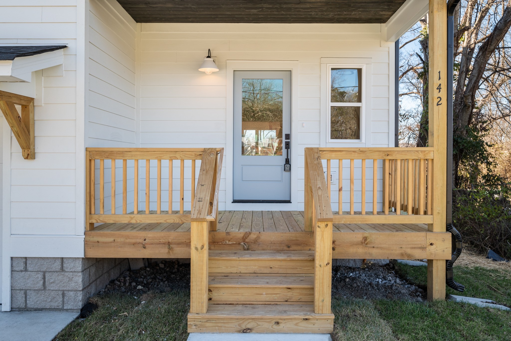 142 Lanier Drive Madison, TN 37115 - Photo 23 of 23 a front view of a house with a yard