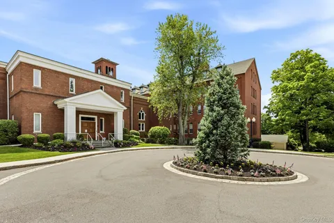 $734,000 | 94 Hillcrest Lane, Peekskill, NY 10566
