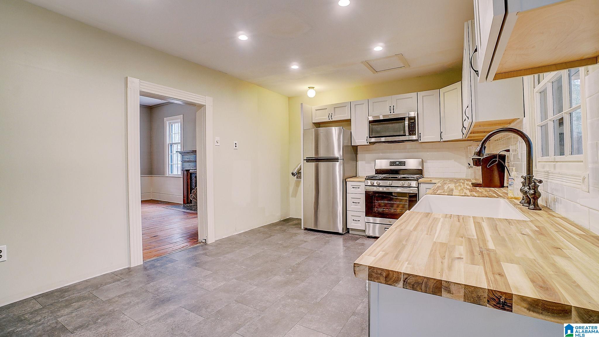 1180 White Plains Road Anniston, AL 36207 - Photo 16 of 48