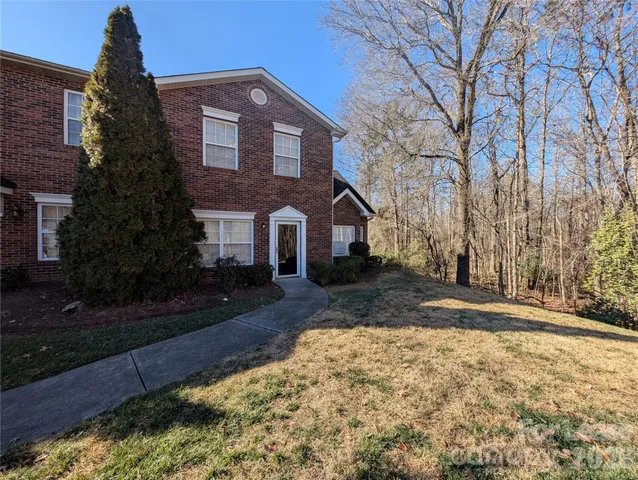 $1,690 | 2104 Sardony Lane, Charlotte, NC 28213