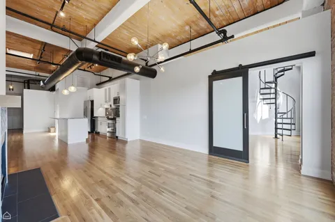 $489,000 | 1728 North Damen Avenue, Unit 309, Chicago, IL 60647