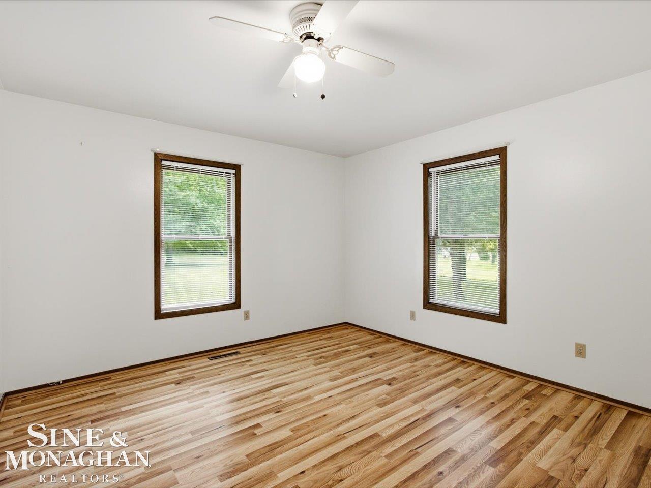 9211 Folkert Road Algonac, MI 48001 - Photo 26 of 48