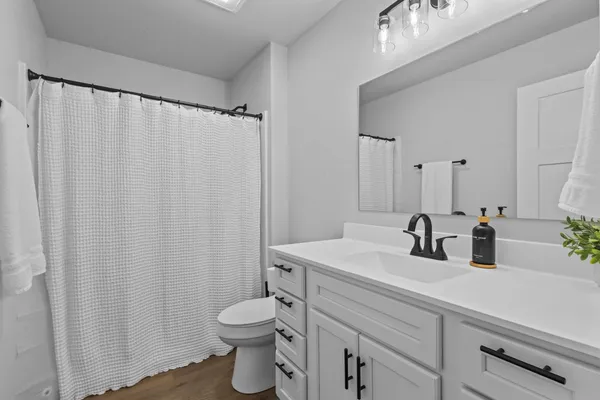 $725,000 | W5070 West Long Lake Road, Waupaca, WI 54981