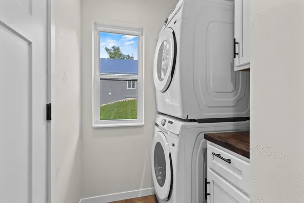 $725,000 | W5070 West Long Lake Road, Waupaca, WI 54981