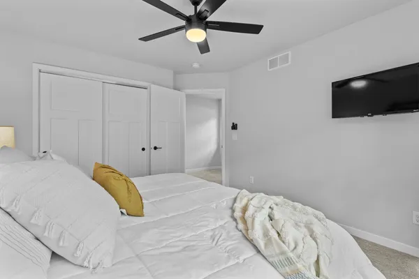 $725,000 | W5070 West Long Lake Road, Waupaca, WI 54981